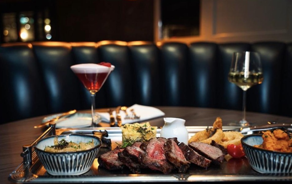 Ashdown Park Hotel - Steakhouse platter